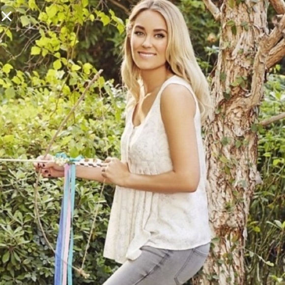LC Lauren Conrad Fox Pleated Top - Picture 1 of 3